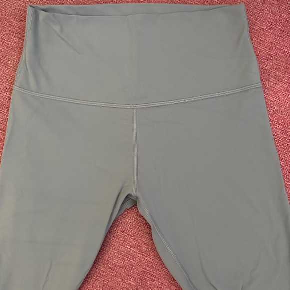 Lulu Lemon Align High Rise 28 Inch - Picture 2 of 4